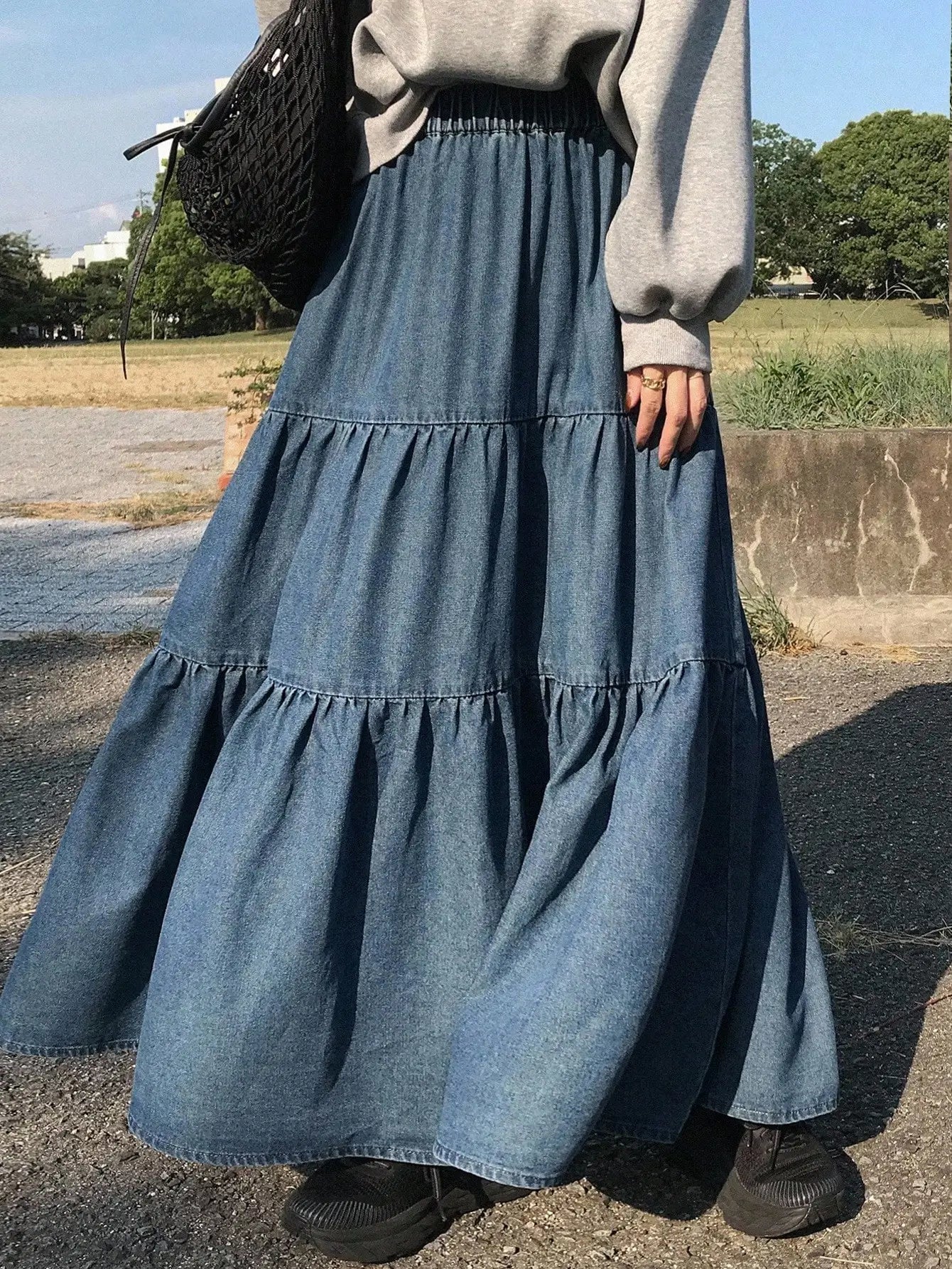 Women's Tiered Ruffle Hem Elastic Waist Long Denim Skirt