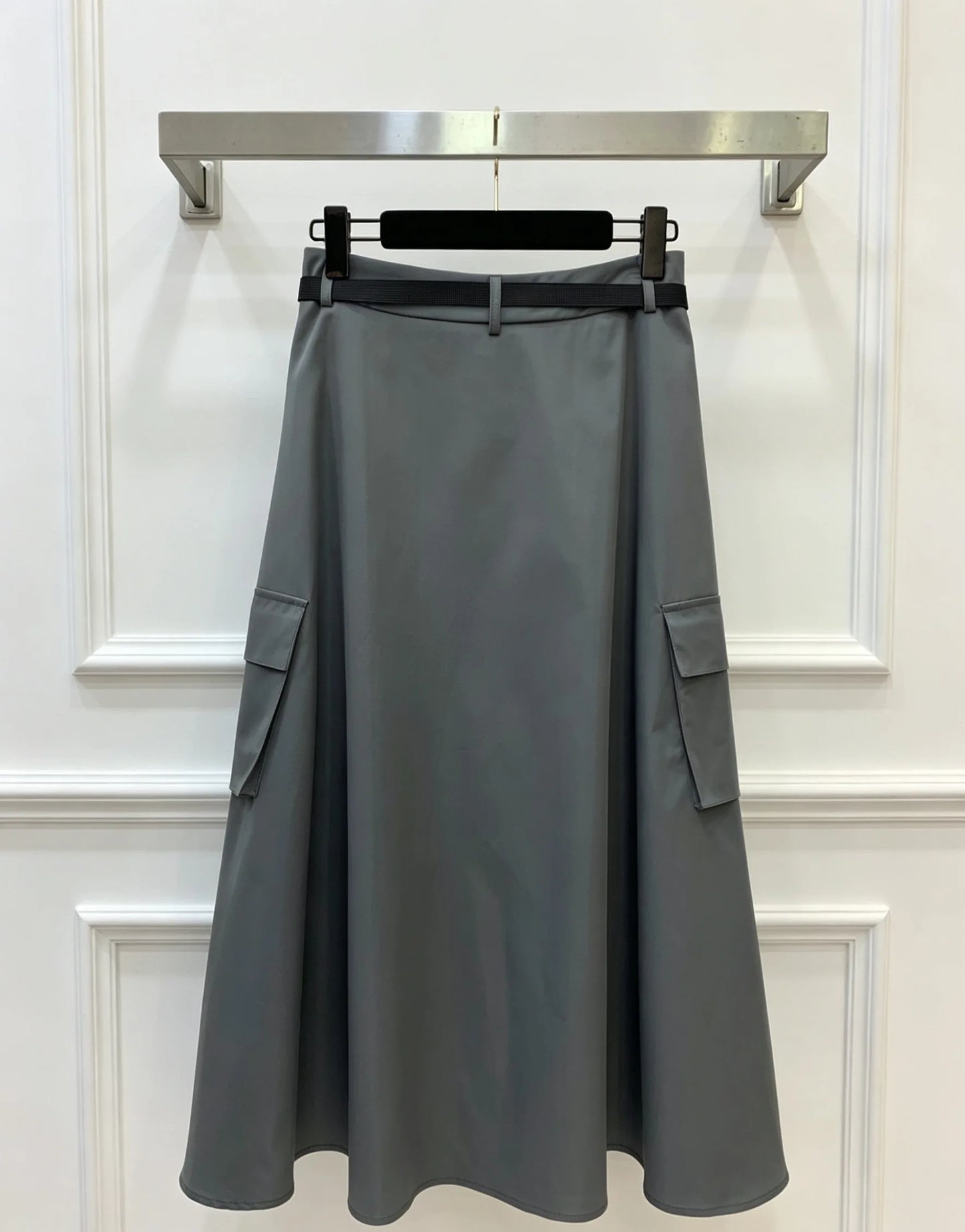 2026 Summer Women's Fashion Zippered High-Waisted Slimming Comfortable Padded Long Skirt with Wide Hem