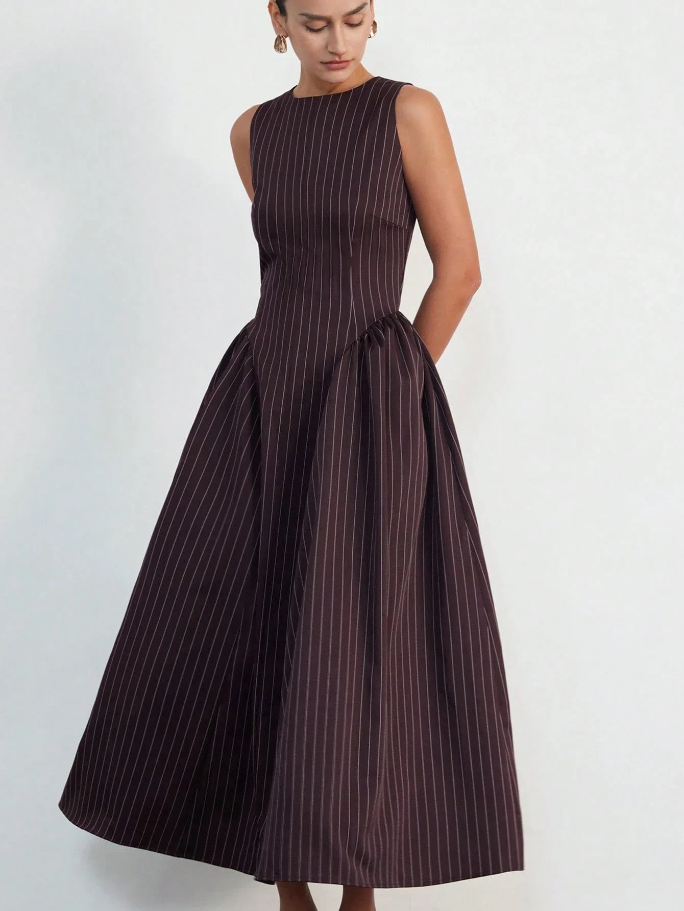 Sleeveless Pinstripe Princess Dress With Ruched Flared Skirt Round Neck Waist Cinched Elegant Midi Dress