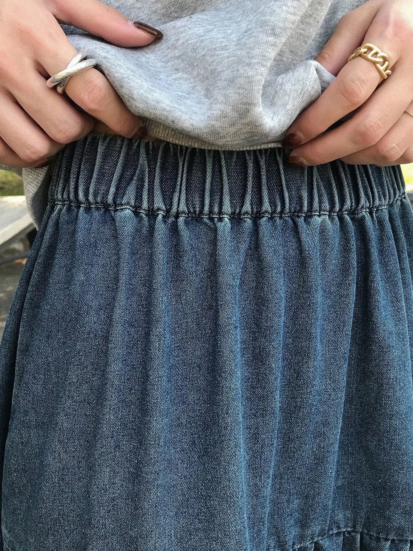 Women's Tiered Ruffle Hem Elastic Waist Long Denim Skirt
