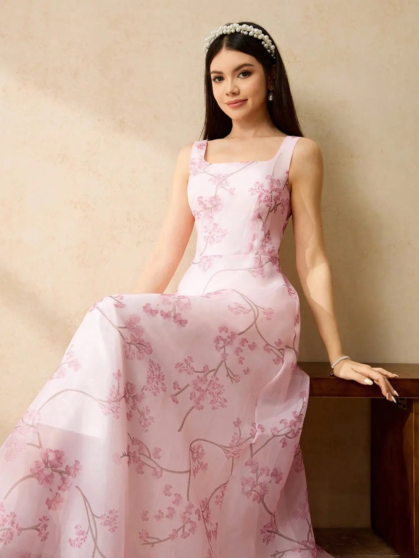 Elegant Floral Embroidered Chiffon Sleeveless Floor-Length Maxi Dress For Women