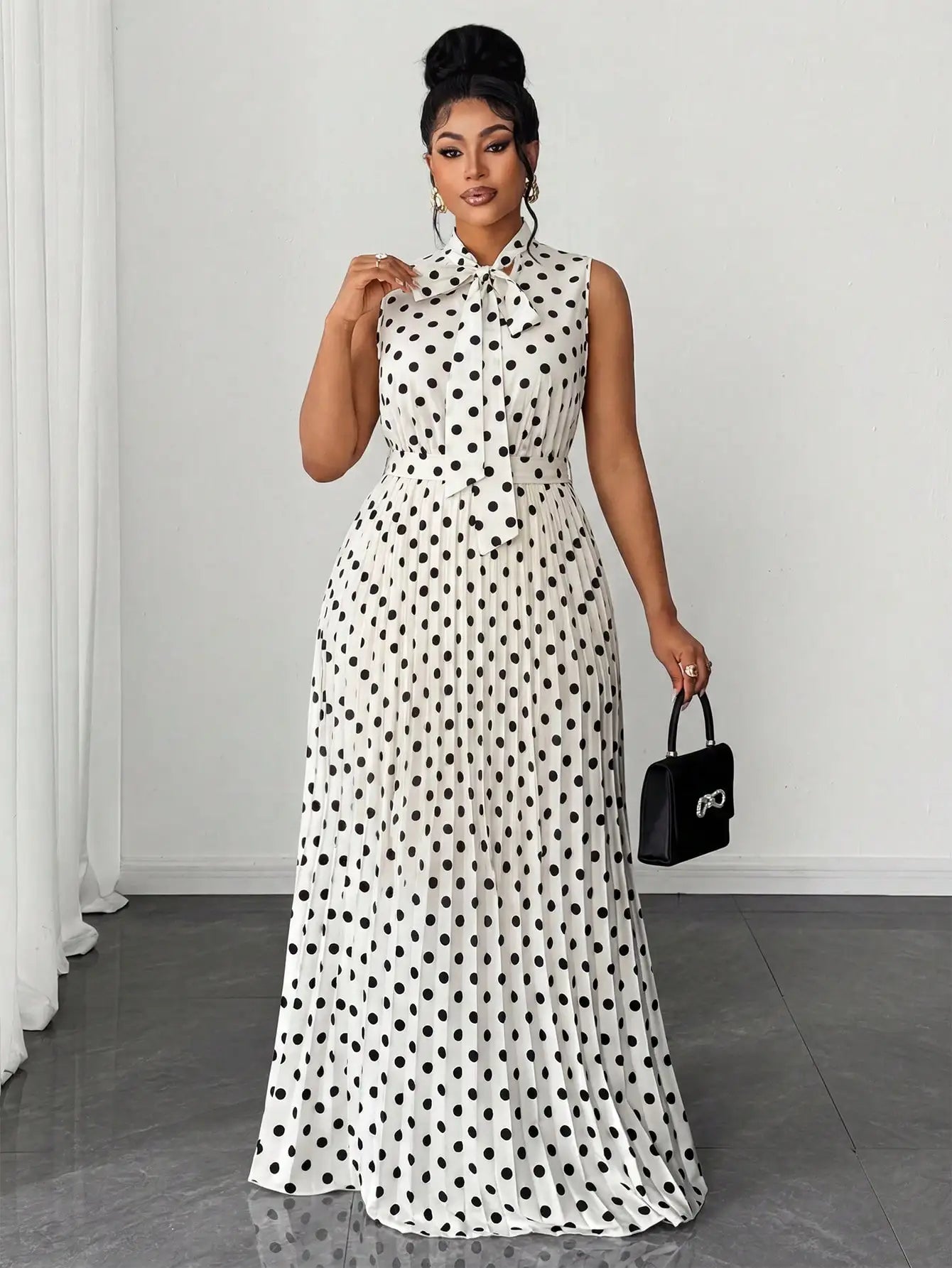 Polka Dot Sleeveless Pleated Long Dress With Bow Collar And Tie Waist