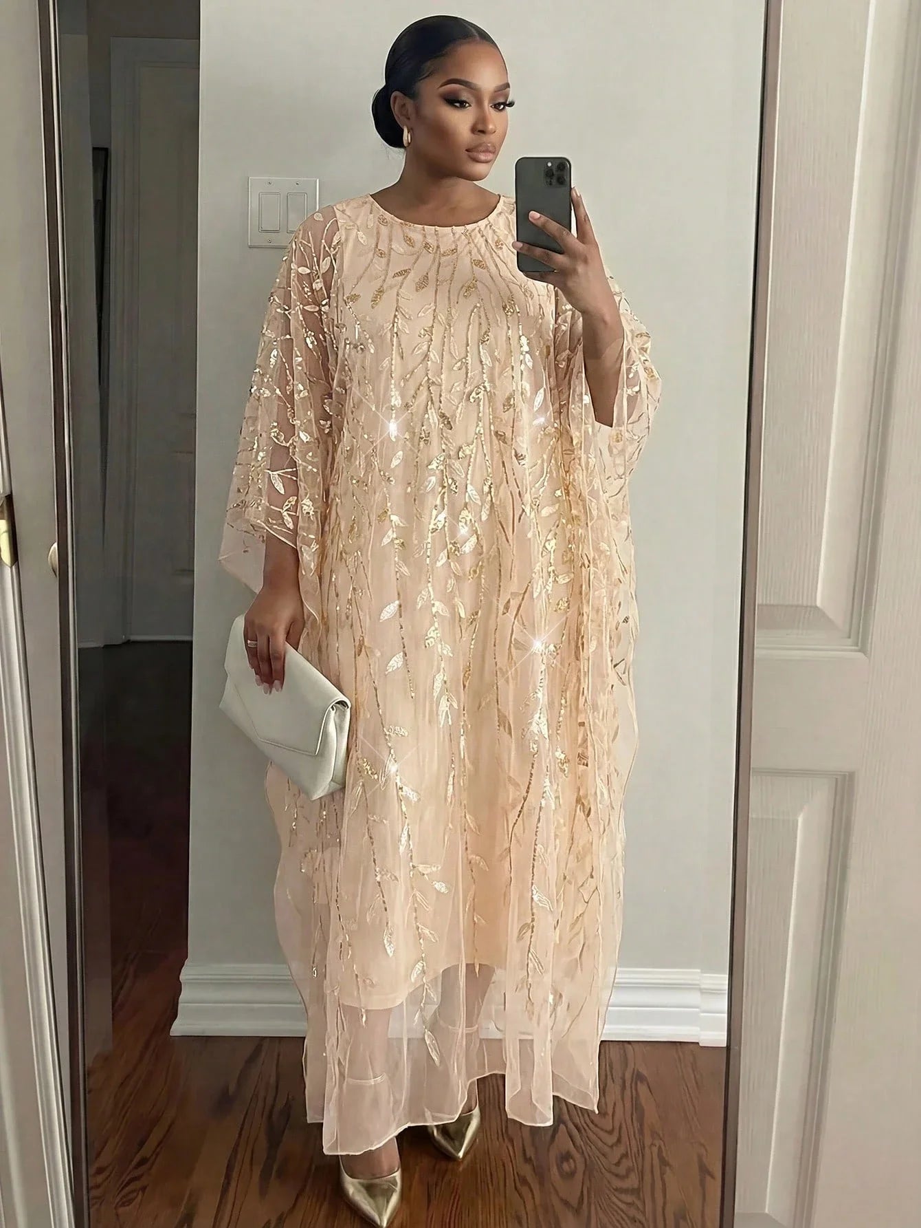 Elegant Leaf Pattern Round Neck Flowy Batwing Sleeve Sequined Long Dress For Women