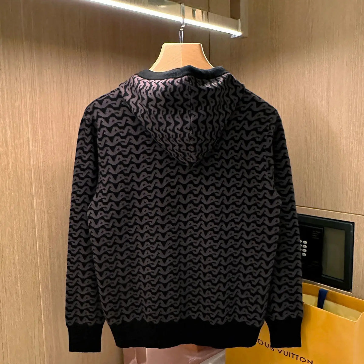 Men's Jacquard Knit Hooded Pullover Sweatshirt For Everyday Wear