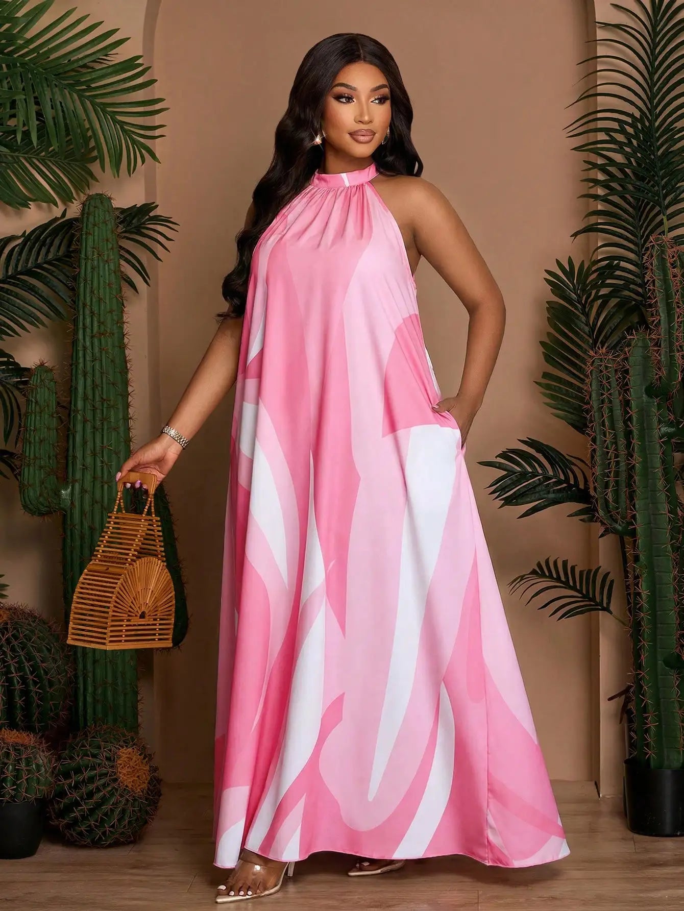 Plus Size Women Sleeveless Halter Neck A-Line Printed Long Dress With Pockets