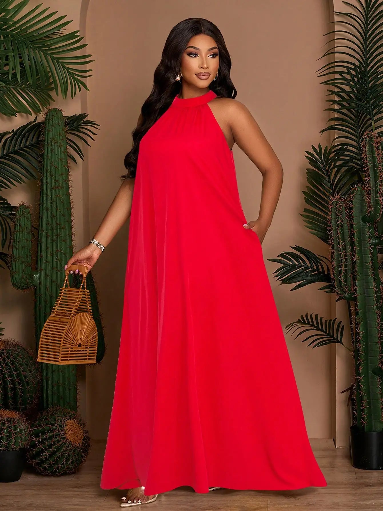 Plus Size Women Sleeveless Halter Neck A-Line Printed Long Dress With Pockets