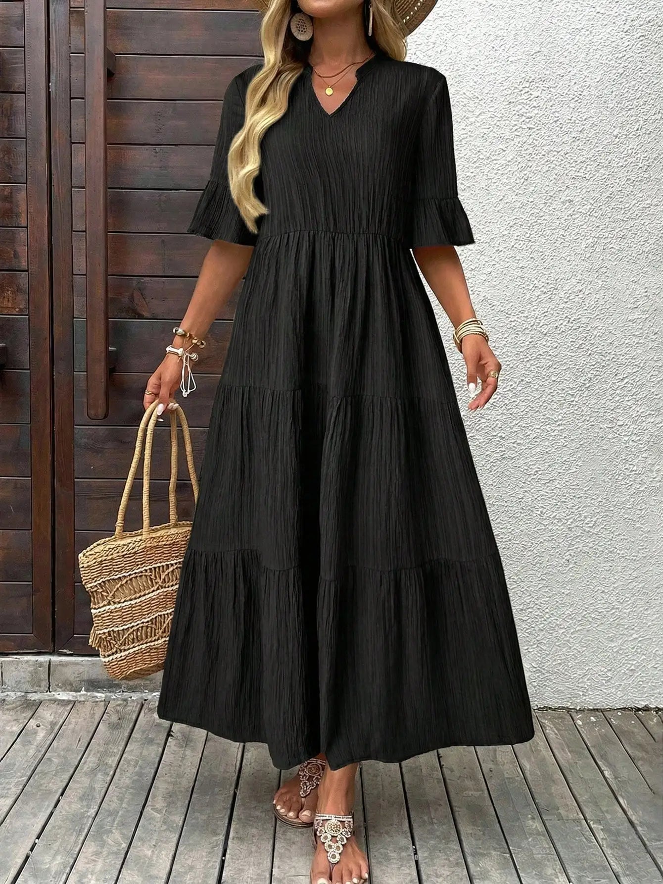 Women Solid Color Casual Short Sleeve Tiered Maxi Dress V-Neck A-Line Summer Vacation Dress