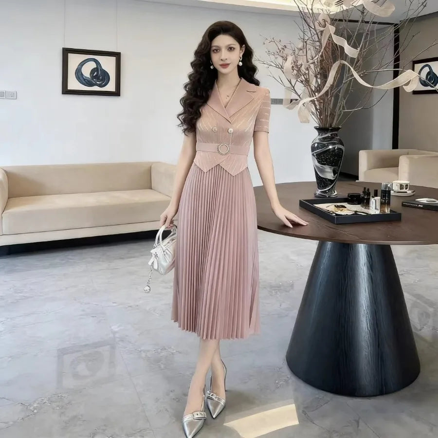 【New style】Europe 2026 summer new style fashionable pleated V-neck splicing slim slimming dress medium and long pleated skirt