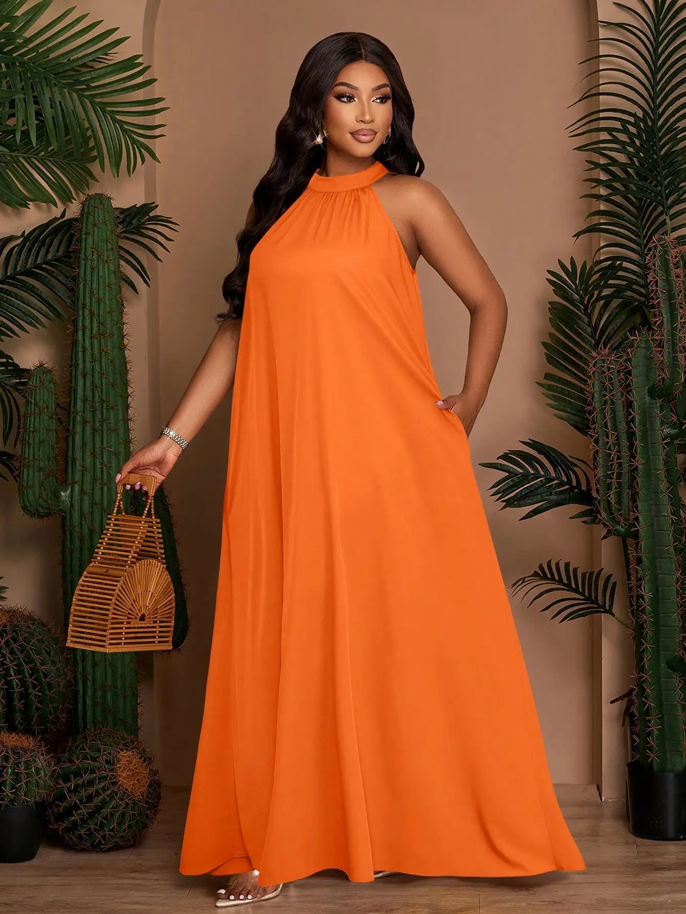 Plus Size Women Sleeveless Halter Neck A-Line Printed Long Dress With Pockets