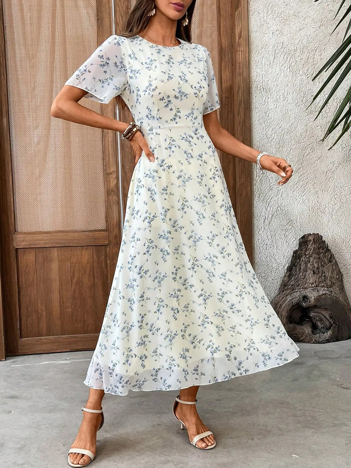 Elegant Ditsy Floral Round Neck Short Sleeve Mid-Calf Dress For Women Summer