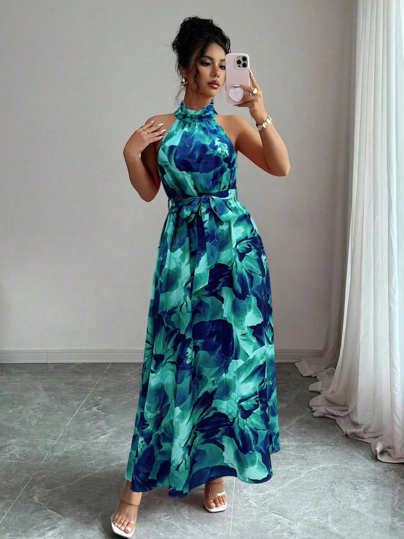 Elegant Halter Neck Floral Print Floor Length Maxi Dress For Summer Vacation