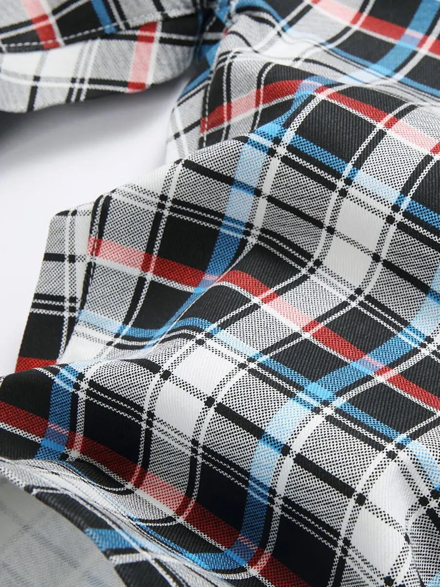 Men Plaid Print Denim Shorts Without Belt