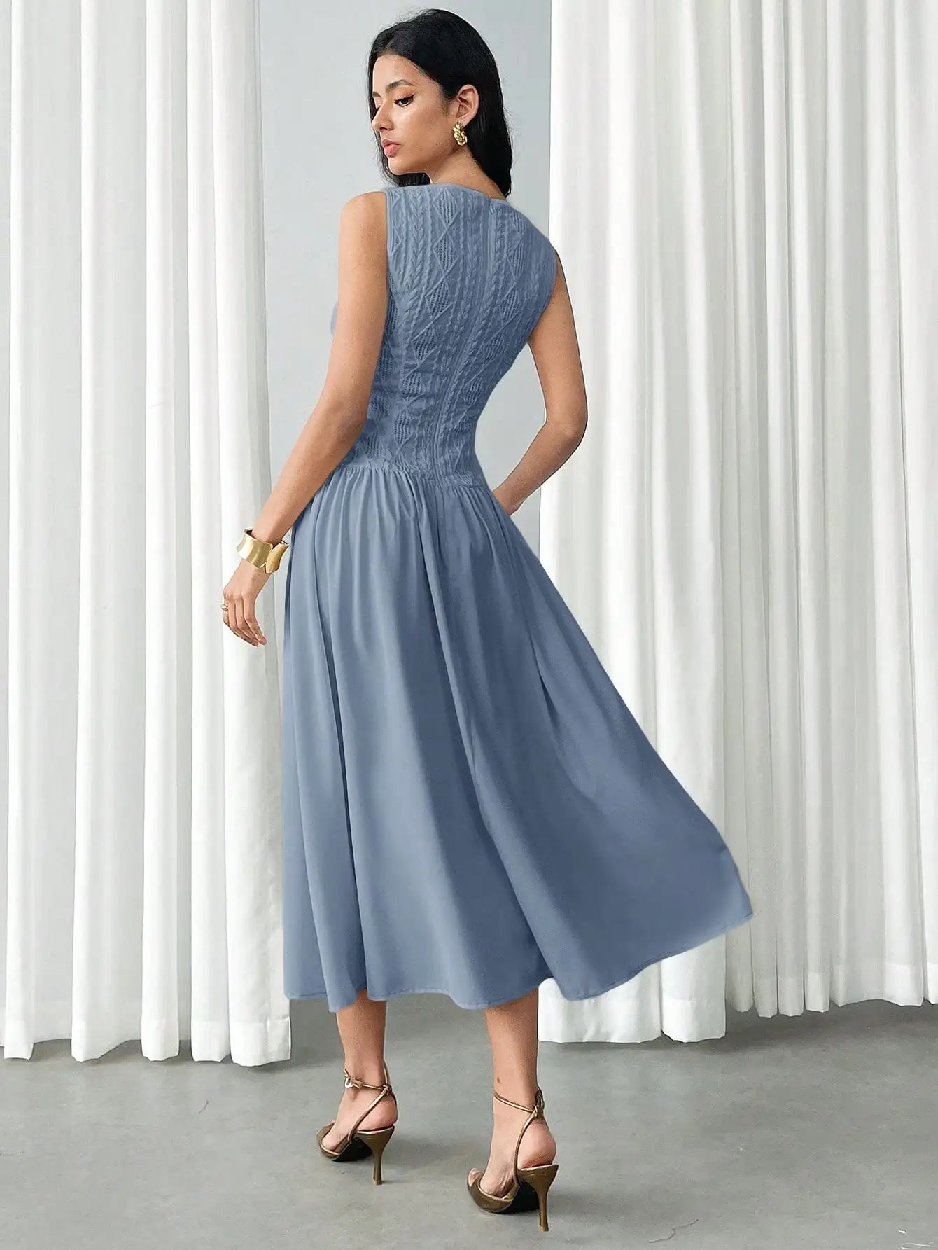 Women's Summer Elegant Solid Color Textured Sleeveless Midi Dress