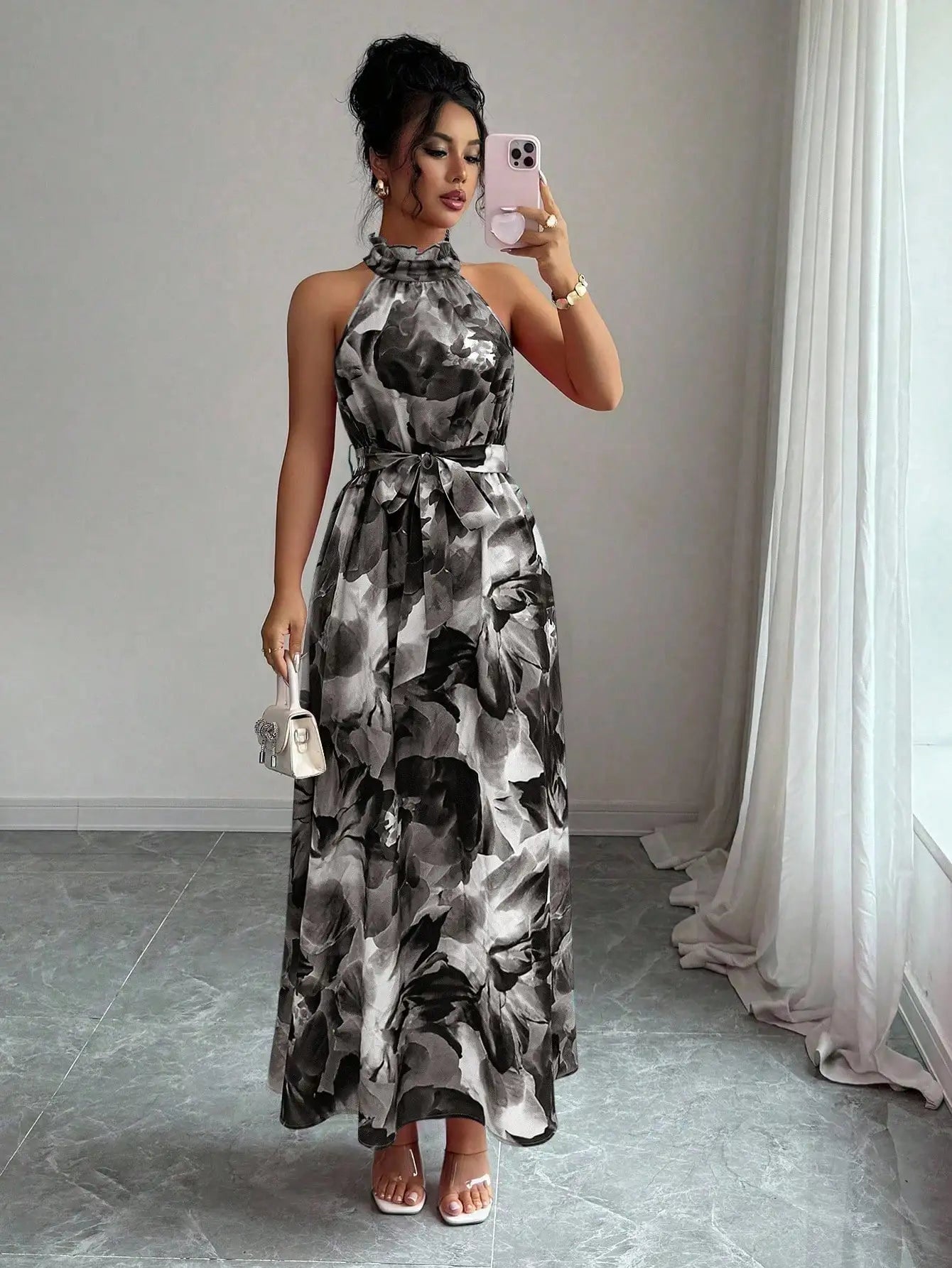 Elegant Halter Neck Floral Print Floor Length Maxi Dress For Summer Vacation